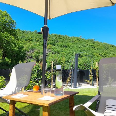 Miravallesuites サン・ゼーノ・ディ・モンターニャ エクステリア 写真