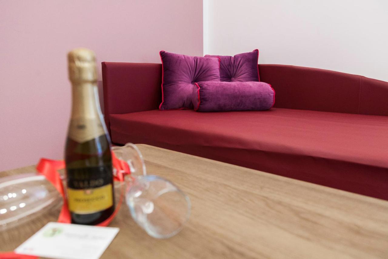 Miravallesuites サン・ゼーノ・ディ・モンターニャ エクステリア 写真